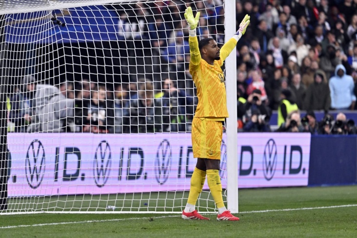 «Челси» и «Бавария» готовы бороться за вратаря «Милана» Меньяна